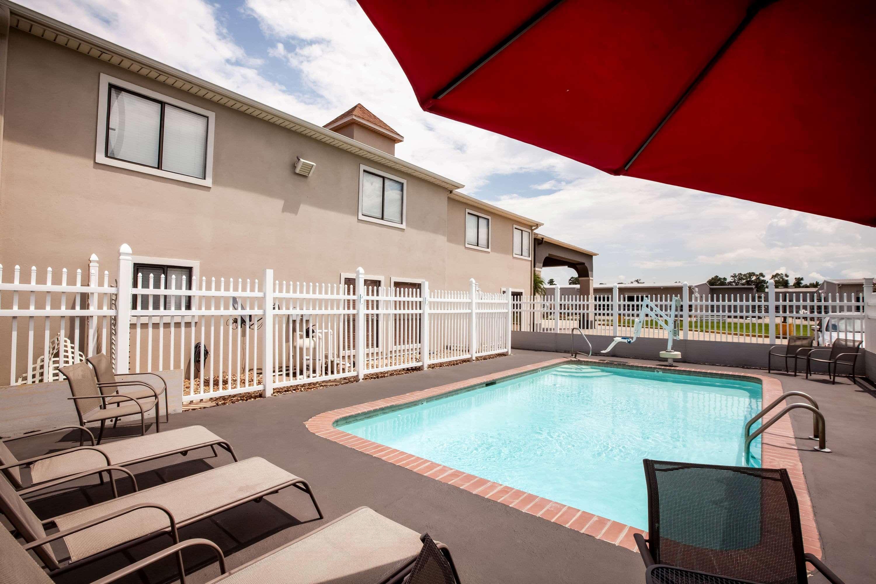 Days Inn By Wyndham Sulphur La Экстерьер фото