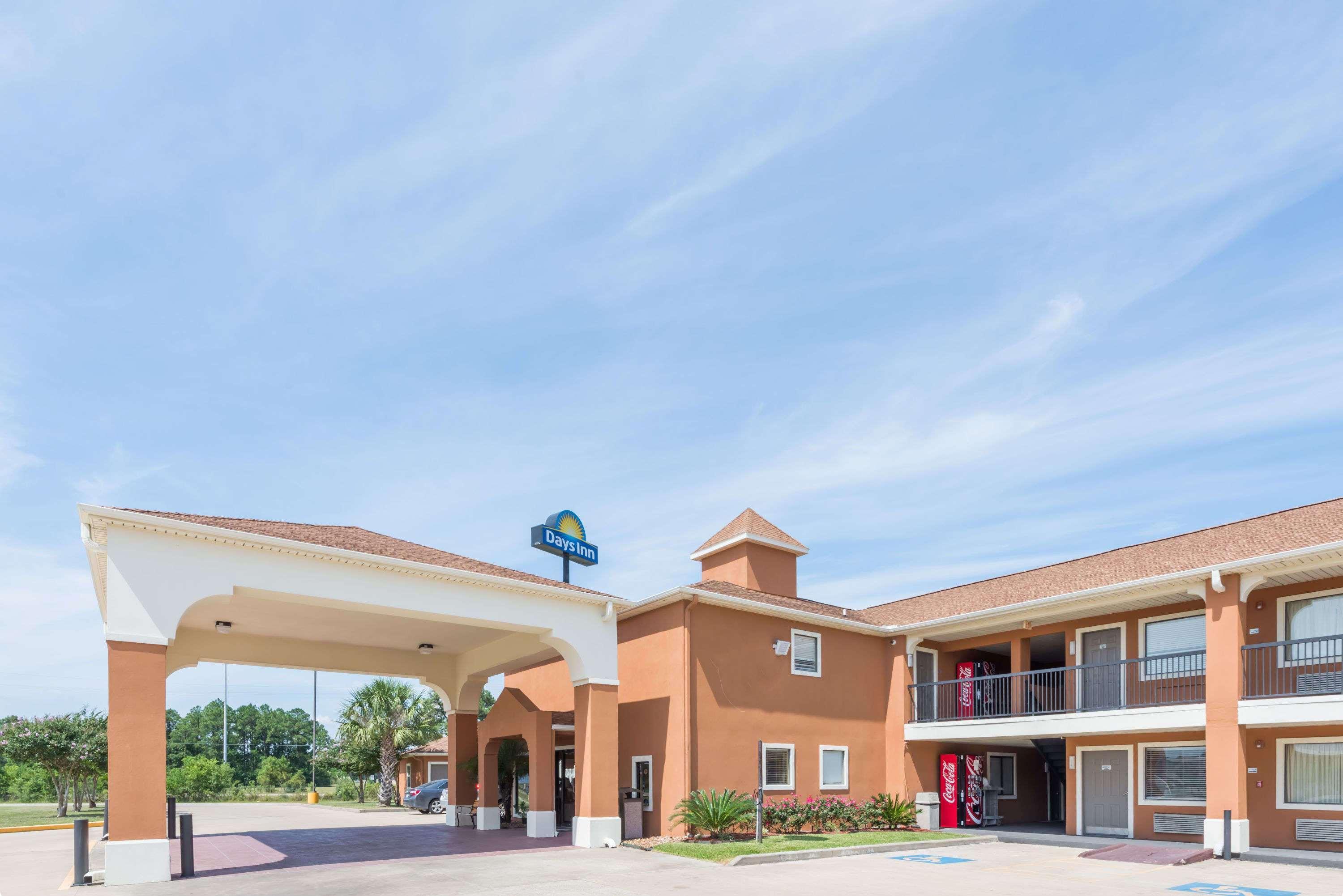 Days Inn By Wyndham Sulphur La Экстерьер фото
