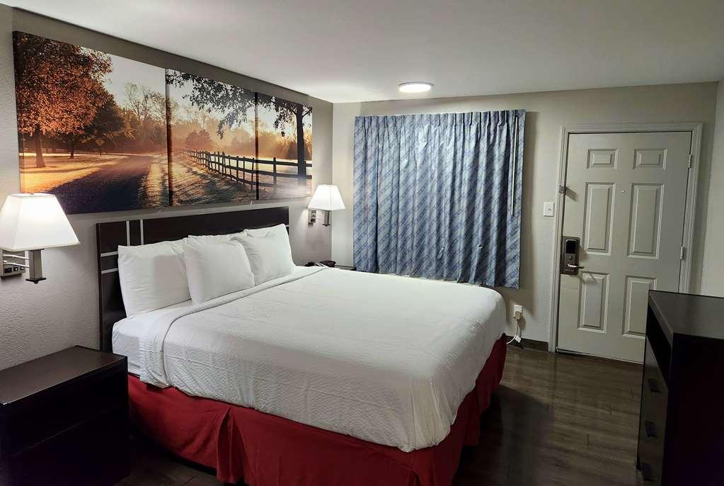 Days Inn By Wyndham Sulphur La Номер фото