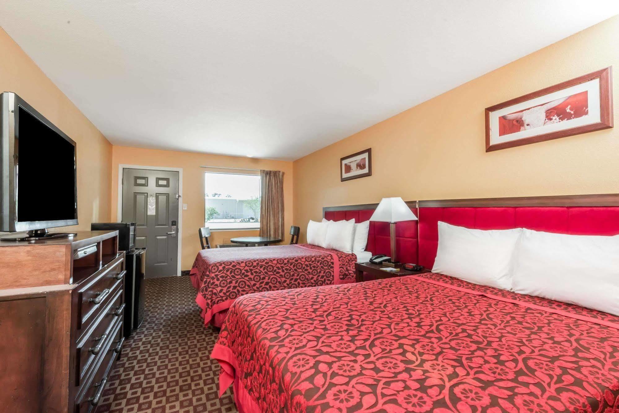 Days Inn By Wyndham Sulphur La Экстерьер фото
